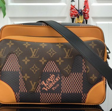ルイヴィトン バッグ LOUIS VUITTON ショルダーバッグ LV Shoulder bag M44757DG