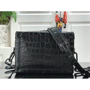 ルイヴィトン バッグ LOUIS VUITTON ソフトトランク LV SOFT TRUNK M44478EW