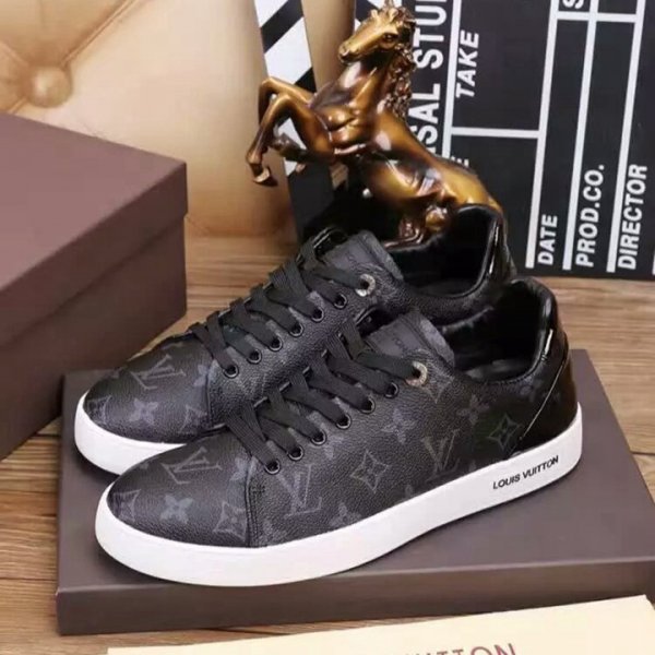 人気のブランドブランド スニーカー 靴 コピー品 メンズ 男靴 送料無料 Shoes070