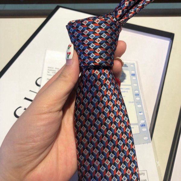 人気ブランド品 スーパーコピー 高級紳士ネクタイ 高品質 送料無料!tie020