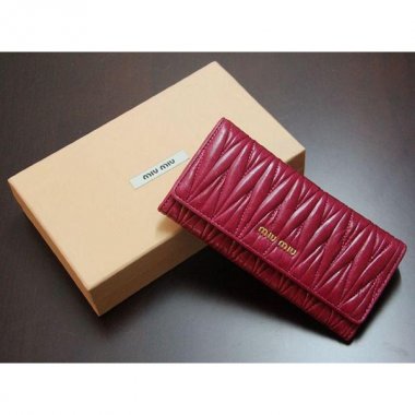【miumiu】ミュウミュウ財布 ミュウミュウ長財布 二つ折り長財布M168送料無料！激安通販！