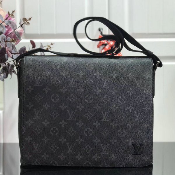ルイヴィトン バッグ LOUIS VUITTON LV DISTRICT MM M44001