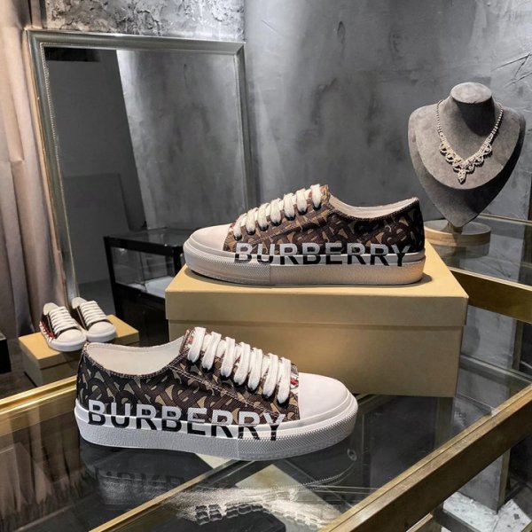 人気のブランドブランド スニーカー 靴 コピー品 メンズ 男靴 送料無料 Shoes128