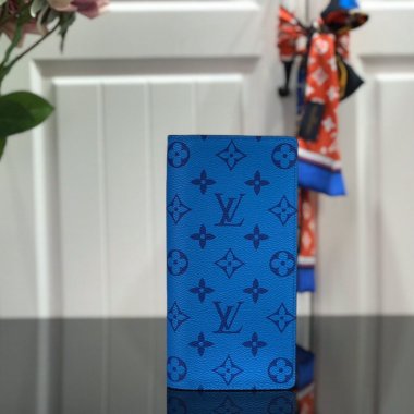 ルイヴィトン Louis Vuitton 二つ折り財布 名刺入れ LV BERAZZA WALLET M66540LC