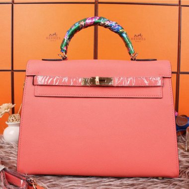 HERMES エルメス ケリーバッグ 人気！2WAY ショルダーバッグ HERMES Kelly ケリーバッグ レザー ゴールド金具Kelly039