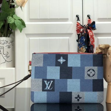 ルイヴィトン カードホルダー　Louis Vuitton 名刺入れ M68761
