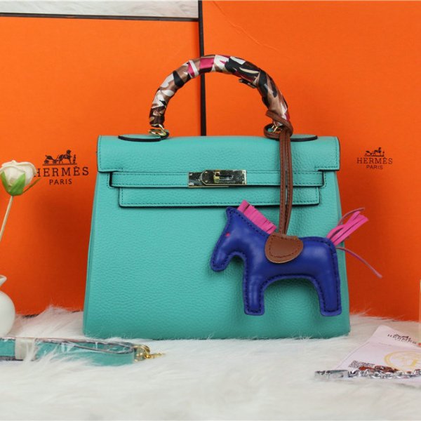 HERMES エルメス ケリーバッグ 人気！2WAY ショルダーバッグ HERMES Kelly ケリーバッグ レザー ゴールド金具Kelly01
