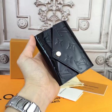 ルイヴィトン財布 Louis Vuitton LV VICTORINE WALLET ビクトリア 財布 M62427d