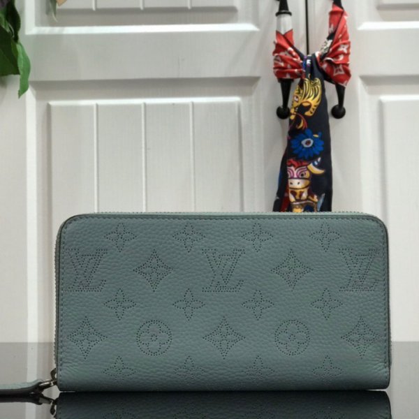 ルイヴィトン財布 Louis Vuitton LV ZIPPY WALLET ジッピーウォレット 財布 M69215e