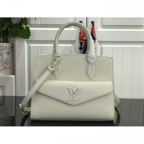 ルイヴィトン バッグ LOUIS VUITTON ロックミートートPM LV LOCKME TOTE PM M55845b