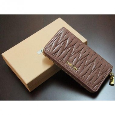【miumiu】ミュウミュウ財布 ミュウミュウ長財布 セカンドバッグM169送料無料！激安通販！