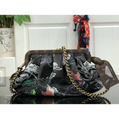 ルイヴィトン バッグ LOUIS VUITTON ブルゴーニュ LV BOURSICOT EW M56369
