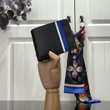 ルイヴィトン財布 Louis Vuitton LV MULTIPLE WALLET マルチウォレット 財布 M69538