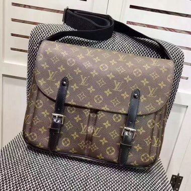 ルイヴィトン バッグ LOUIS VUITTON クリストファーバッグ LV CHRISTOPHER bag M41643