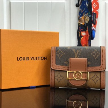 ルイヴィトン財布 Louis Vuitton LV DAUPHINE COMPACT WALLETコンパクトウォレット 財布 M68725