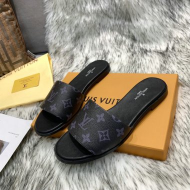 人気のブランドブランド 女スリッパ 夏の靴 コピー品 送料無料 nvliangxie008
