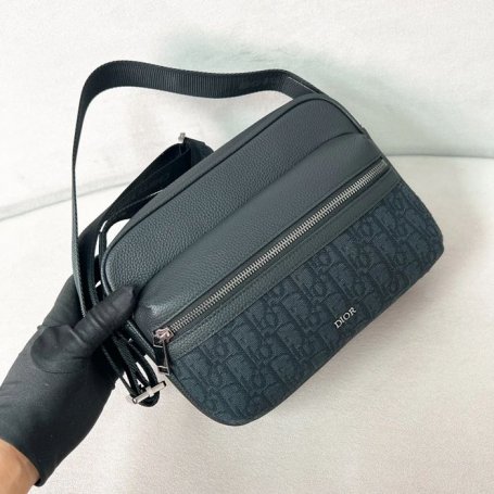 DIOR ライダー2.0メッセンジャー モノグラム×レザー サイズ:23x17x7.5cm