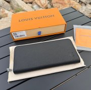 LOUIS VUITTON M31071 ジッピー長財布 ホリゾンタル エピ サイズ:21x2.5x10cm
