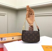 LOUIS VUITTON M58009 アクセサリーポーチ モノグラム サイズ:15.5x10.5cm