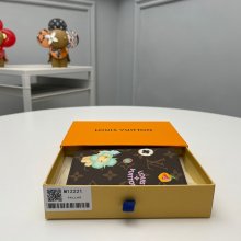 LOUIS VUITTON M12221 パスポートケース 雪秀シリーズ ヴィヴィエンヌ サイズ:14x10x2.5cm