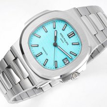 PATEK PHILIPPE 5711/1A-018 ノーチラス ティファニーブルー 高級腕時計