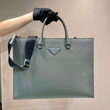 PRADA 2VG101 ブリーフケース サイズ:40x30cm