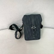 DIOR 黒粒面牛皮メッセンジャー ヒットザロード サイズ:20x13cm