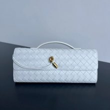 BOTTEGA VENETA BV 741511 クラッチバッグ 編み羊革 31x13cm サイズ:31x13cm