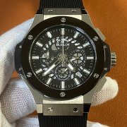 HUBLOT ビッグバン 311.SM.1170.GR クォーツ搭載 質感良好