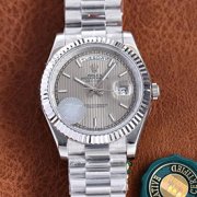 ROLEX デイデイト M228239 シルバー レプリカ時計
