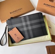 BURBERRY チェックジップポーチ ロンドンチェック サイズ:30x19.5cm