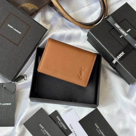 SAINT LAURENT 693492 フラップ名刺ケース 荔枝紋 サイズ:11x7.5cm