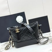 CHANEL A91810 カーフレザー 菱格紋 ゴールド 斜め掛けバッグ クラシック ヴィンテージ 20×15×8cm サイズ:20×15×8cm