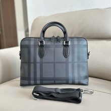 BURBERRY 884155 スモークチェックブリーフケース サイズ:37x27x5.5cm