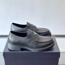 プラダ メンズ ローファー 39-44