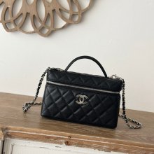 CHANEL 66011 カーフレザー 菱格紋 ブラック×シルバー 斜め掛けバッグ クラシック ファッショナブル 18×14×3cm サイズ:18×14×3cm