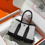 HERMES ガーデン 23cm キャンバス 配色 ハンドバッグ セミハンドメイド 高級感 23cm Garden 23cm サイズ:23cm