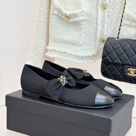 【CHANEL】25Kマリージェンヌレディース