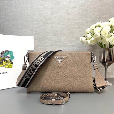 PRADA 1BH050 ダブルストラップ サイズ:30x19.5cm