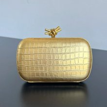 BOTTEGA VENETA BV 737025 ノット イブニングバッグ ワニ革 19x11.5cm サイズ:19x11.5cm
