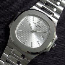 PATEK PHILIPPE ノーチラス Swiss 2824-2搭載 おすすめコピー