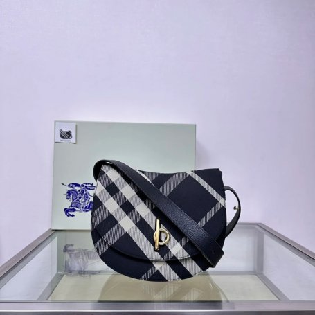 BURBERRY 3301 チェック 斜め掛けバッグ クラシックチェック 26x20x10cm サイズ:26x20x10cm