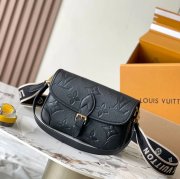 LOUIS VUITTON M46386 パターン ブラック 斜め掛けバッグ レディース斜め掛け 23x16x8.5cm サイズ:23x16x8.5cm