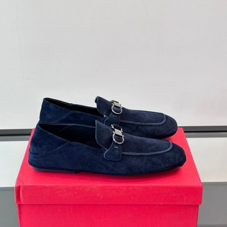 フェラガモ メンズ ローファー 39-44