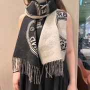バーバリー 2025秋冬新作。両面ウールスカーフ
