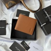 SAINT LAURENT 607727 メンズ対折り財布 荔枝紋刻印 サイズ:11x9.5x2.5cm