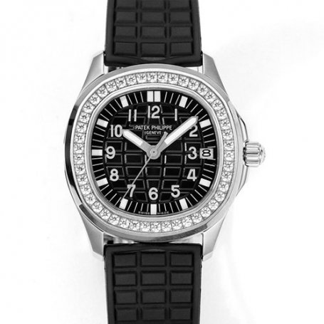 PATEK PHILIPPE 5067A-001 アクアノート ルーチェ ピュアブラック 2024最高級