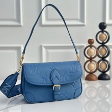 LOUIS VUITTON M27362 モノグラム ブルー 斜め掛けバッグ レディース斜め掛け 24x15cm サイズ:24x15cm