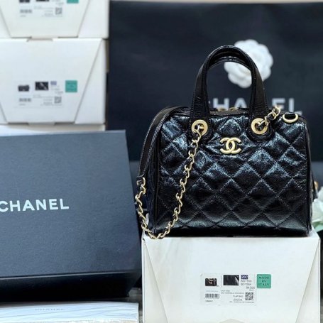 CHANEL カーフレザー ショルダーバッグ ヴィンテージ ファッショナブル 21×17×13cm サイズ:21×17×13cm