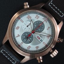 IWC パイロット クロノ スピットファイア クォーツ搭載